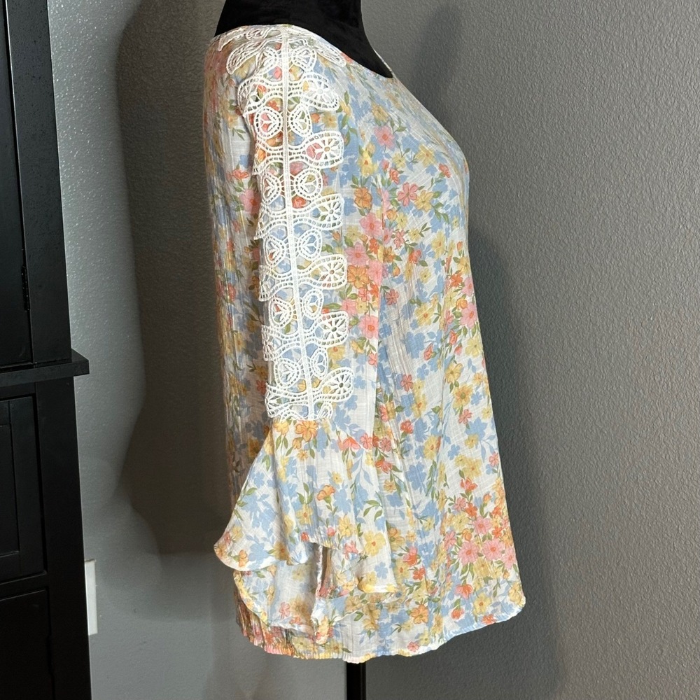 Fyve Blouse Medium Floral Lace Bell‎ Sleeve Boho Cottagecore Tunic - Picture 6 of 8